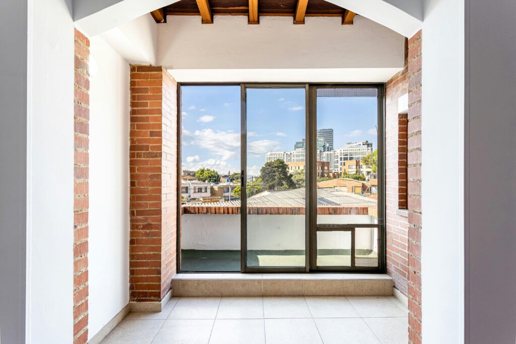 Sliding Doors Track | UDH Wholesale Supplier